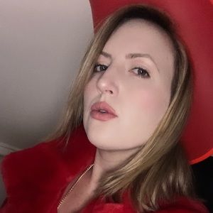 Meet your Posher, Daina